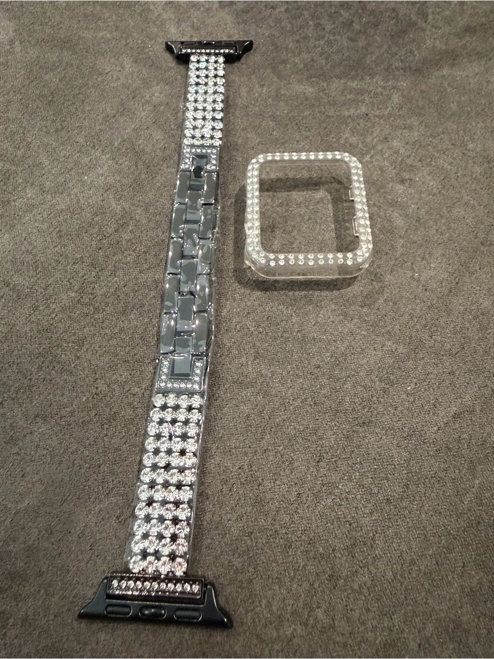 New Rhinestone Bling Apple Watch Band and Bezel Cover - Silver Crystal 40mm